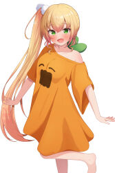  alternate_costume barefoot blonde_hair character_print collarbone commentary_request crossed_bangs female gradient_hair green_eyes hair_ornament highres hololive long_hair looking_at_viewer momosuzu_nene multicolored_hair nekko_(momosuzu_nene) oerba_yun_fang official_alternate_hairstyle open_mouth orange_shirt oversized_clothes oversized_shirt pink_hair pom_pom_(clothes) pom_pom_hair_ornament print_shirt shirt shoulder_blush sidelocks simple_background single_off_shoulder skin_fang smile solo standing standing_on_one_leg suicabar72 very_long_hair virtual_youtuber watermark white_background 