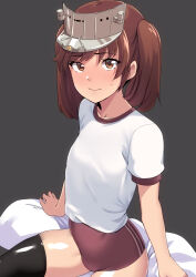  alternate_costume bean_bag_chair black_thighhighs brown_buruma brown_eyes brown_hair buruma female grey_background gym_shirt gym_uniform highres kantai_collection long_hair looking_at_viewer ryuujou_(kancolle) shirt simple_background sitting solo t-shirt thighhighs tirasi_(so) visor_cap white_shirt 