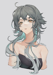  absurdres ahoge artist_name bangs bare_shoulders blue_hair collarbone commentary cropped_torso female graykn grey_background grey_hair highres long_hair looking_at_viewer multicolored_hair orange_eyes orange_pupils original parted_lips simple_background solo strapless streaked_hair upper_body 