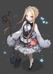  abigail_williams_(fate) abigail_williams_(festival_outfit)_(fate) black_footwear black_shirt blonde_hair blue_eyes breasts bug butterfly closed_mouth commentary dress fate/grand_order fate_(series) female highres key keyhole layered_skirt long_hair long_sleeves looking_at_viewer looking_back maid_headdress miya_(miyaruta) mop official_alternate_costume sash shirt sidelocks skirt sleeves_past_fingers sleeves_past_wrists small_breasts smile solo stuffed_animal stuffed_toy teddy_bear white_dress 