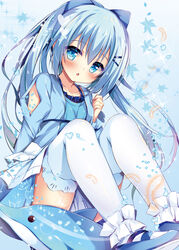  blue_background blue_bow blue_dress blue_eyes blue_footwear blue_hair blue_theme bow commentary_request dolphin dress female flower_knight_girl hairbow high_ponytail huei_nazuki long_hair looking_at_viewer nerine_(flower_knight_girl) ponytail shoes solo symbol_in_eye thighhighs white_thighhighs 