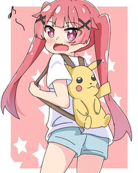  :d backpack bag blue_shorts blush commentary_request eighth_note female from_behind hair_ornament highres kapuru_0410 long_hair looking_at_viewer looking_back musical_note oerba_yun_fang pikachu pink_background pokemon purple_eyes red_hair shirt short_shorts short_sleeves shorts smile solo starry_background tanemura_koyori twintails two-tone_background very_long_hair watashi_ni_tenshi_ga_maiorita! white_background white_shirt x_hair_ornament 