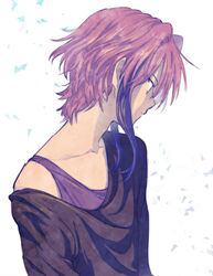  1boy bare_shoulders black_shirt hair_intakes k-project long_sleeves looking_away looking_down male_focus mimana mishakuji_yukari multicolored_hair off_shoulder pink_hair profile purple_tank_top red_eyes shirt short_hair_with_long_locks sidelocks simple_background solo streaked_hair tank_top two-tone_hair upper_body white_background 