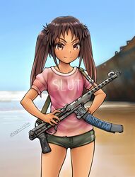  artist_name beach blue_sky brown_eyes brown_hair clear_sky closed_mouth clothes_writing commentary cowboy_shot dark-skinned_female dark_skin day diamond_(shape) drawstring english_text female flat_chest folding_stock green_shorts gun gun_sling hand_on_own_hip highres jungle_style long_hair looking_at_viewer ocean original outdoors pink_shirt pps-43 profanity ship shirt short_shorts short_sleeves shorts sky slut_shirt smile solo submachine_gun t-shirt tan water watercraft weapon white_stripes wispy_bangs yellow_eyes zap-nik 