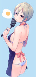  apron ass bare_back bbbannooo bikini blue_background breasts brown_eyes butt_crack commentary_request cropped_legs female grey_hair idolmaster idolmaster_cinderella_girls looking_at_viewer lowleg lowleg_bikini medium_breasts photoshop_(medium) shiomi_syuko short_hair sideboob smile solo spatula swimsuit 