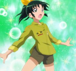  clouds exterior green_eyes green_hair green_motif midorikawa_nao open_mouth screen_capture shorts sky smile_precure sparkling surprised yellow_hair_ribbon 