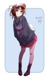  :d backpack bag baseball_cap black_sweater blue_background boots brown_hair casual cement_addiction clothes_writing cross-laced_footwear dated female full_body grin hands_in_pockets hat hibike!_euphonium high_collar highres knee_boots lace-up_boots leaning_to_the_side long_sleeves looking_at_viewer miniskirt nakagawa_natsuki nii_manabu open_mouth pantyhose parted_bangs pink_hat pink_pantyhose pink_skirt pleated_skirt ponytail purple_eyes purple_footwear short_hair signature skirt smile solo standing sweater teeth two-tone_background zipper 