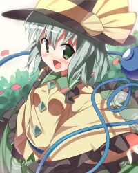  bad_id bad_pixiv_id blush bow female floral_print green_eyes green_hair hat hat_bow komeiji_koishi open_mouth petals skirt solo supershiruco third_eye touhou 