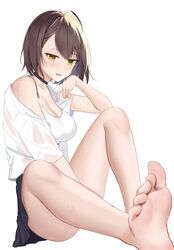  azur_lane baltimore_(azur_lane) barefoot black_choker black_skirt breasts brown_hair choker cleavage collarbone feet female foot_out_of_frame highres jyu-so knee_up large_breasts legs looking_at_viewer open_clothes open_mouth open_shirt shirt short_hair short_sleeves simple_background sitting skirt soles solo sports_bra toes white_background white_shirt white_sports_bra yellow_eyes 