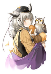  absurdres animal arknights bag beret bird black_hat bread brown_eyes brown_sweater commentary_request female food ginkgo_leaf grey_hair hair_ornament hat highres holding holding_food leaf lizi_(st3648) long_hair looking_at_viewer looking_to_the_side low_twintails official_alternate_costume owl paper_bag ptilopsis_(arknights) ptilopsis_(serenity)_(arknights) ribbed_sweater shawl simple_background solo sweater turtleneck turtleneck_sweater twintails white_background 