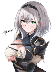  arm_under_breasts bad_id bad_pixiv_id black_hairband breasts chest_strap dated eyebrows_hidden_by_hair female green_eyes grey_hair hair_behind_ear hairband highres hololive hz_(helu_2) knight large_breasts light_blush looking_at_viewer looking_up medium_hair shirogane_noel shirogane_noel_(1st_costume) signature solo torn_clothes underboob virtual_youtuber wavy_hair white_background 