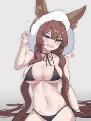  absurdres arm_up bare_shoulders bikini black_bikini breasts brown_hair cleavage female fur-trimmed_headwear fur_trim grey_background guardian_tales heart highres innuit_girl_coco large_breasts long_hair looking_at_viewer navel short_hair_with_long_locks sliverdog swimsuit yellow_eyes 