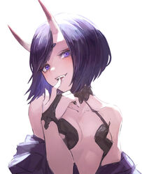  bare_shoulders blush bob_cut breasts bridal_gauntlets eyeliner fangs fate/grand_order fate_(series) female finger_to_mouth highres horns japanese_clothes kimono looking_at_viewer makeup off_shoulder oni open_clothes open_kimono open_mouth otsukemono purple_eyes purple_hair purple_kimono revealing_clothes short_eyebrows short_hair shuten_douji_(fate) simple_background skin-covered_horns small_breasts smile solo upper_body white_background 