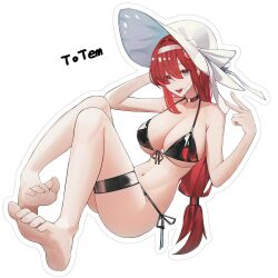  bikini black_bikini blunt_bangs breasts choker female hair_over_one_eye hairband hat highres large_breasts limbus_company project_moon red_hair sidelocks swimsuit thighhighs thighs two_strongtiger v white_hairband white_hat yellow_eyes yuri_(project_moon) 