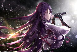  commentary_request eien_no_juu_nana-sai fate/grand_order fate_(series) female floating_hair from_side gauntlets hair_between_eyes highres holding holding_sword holding_weapon japanese_clothes katana kimono long_hair looking_at_viewer minamoto_no_raikou_(fate) outdoors purple_eyes purple_hair purple_kimono snowing solo sword very_long_hair weapon 