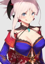  blue_eyes blush breasts center_opening cleavage closed_mouth commentary_request earrings fate/grand_order fate_(series) female grey_background highres japanese_clothes jewelry long_hair long_sleeves looking_at_viewer magatama medium_breasts miyamoto_musashi_(fate) miyamoto_musashi_(third_ascension)_(fate) parted_bangs pink_hair ponytail reuri_(tjux4555) simple_background single_sidelock smile solo upper_body 