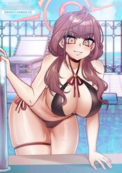  ahoge aru_(blue_archive) beach_chair bikini black_bikini blue_archive breasts brown_hair eyebrows female fence halo halterneck highres large_breasts osiimi pool poolside side-tie_bikini_bottom smile smug swimsuit yellow_eyes 