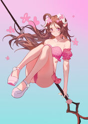  absurdres animal_ears arknights bare_legs bare_shoulders bikini blue_background breasts brown_hair chinese_commentary cleavage closed_mouth collarbone commentary eyjafjalla_(arknights) eyjafjalla_(summer_flower)_(arknights) female flower frilled_bikini frills full_body goat_ears goat_horns gradient_background hair_flower hair_ornament highres holding holding_staff horns lai_dou_laile_555 long_hair looking_at_viewer medium_breasts off-shoulder_bikini off_shoulder official_alternate_costume pink_background pink_bikini pink_eyes pink_flower pink_footwear smile solo staff swimsuit 