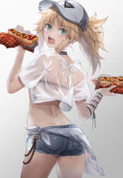  alternate_costume back baseball_cap blonde_hair breasts denim denim_shorts eating fate/apocrypha fate_(series) female food from_behind green_eyes hat highres holding holding_food hot_dog looking_at_viewer medium_breasts mordred_(fate) shirt short_sleeves shorts simple_background solo teeth thighs tonee variant_set white_shirt 