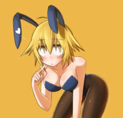  animal_ears bad_id bad_pixiv_id bent_over blonde_hair blush breasts cleavage female konohana_saku large_breasts original pantyhose playboy_bunny rabbit_ears short_hair solo yellow_eyes 