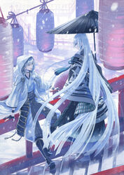  2boys armor black_gloves blue_eyes blue_hair commentary_request gloves highres hood japanese_armor japanese_clothes kousetsu_samonji lantern male_focus multiple_boys oil-paper_umbrella open_mouth paper_lantern partially_fingerless_gloves photoshop_(medium) retpa smile snowing touken_ranbu tsurumaru_kuninaga umbrella white_hair yellow_eyes 