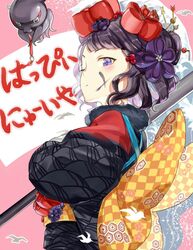  anko_(tkg0705) black_hair black_kimono blue_eyes body_writing commentary_request facepaint facial_mark fate/grand_order fate_(series) female flower furisode giant_brush hair_flower hair_ornament hairpin hanetsuki highres japanese_clothes kanzashi katsushika_hokusai_(fate) kikkoumon kimono obi octopus one_eye_closed paintbrush sash short_hair tokitarou_(fate) tsumami_kanzashi 