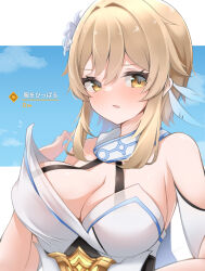  bare_shoulders blonde_hair blush border breasts cleavage commentary_request criss-cross_halter detached_sleeves dress feather_hair_ornament feathers female flower genshin_impact hair_flower hair_ornament halterneck large_breasts letterboxed looking_at_viewer lumine_(genshin_impact) outside_border parted_lips sidelocks solo translation_request upper_body white_border white_dress xlyami yellow_eyes 