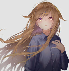  absurdres blonde_hair blue_shirt blurry blush collared_shirt depth_of_field dress_shirt female floating_hair fugutai_ten grey_background hand_on_own_chest highres himehina_channel long_hair long_sleeves looking_at_viewer messy_hair open_mouth pink_nails shirt simple_background solo suzuki_hina upper_body very_long_hair virtual_youtuber 