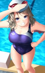  ass blue_eyes blue_one-piece_swimsuit breasts commentary competition_swimsuit covered_navel diving_block female from_above goggles grey_hair grin hand_on_own_hip highleg highleg_swimsuit highres large_breasts love_live! love_live!_sunshine!! oekakizuki one-piece_swimsuit outdoors pool poolside shading_eyes short_hair smile solo standing starting_block swimsuit watanabe_you water wet 