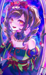  abstract_background absurdres akumu_no_niwa_wo_utai_akashite_(project_sekai) armpit_crease black_collar black_gloves black_hair bow breasts cleavage collar commentary cowboy_shot detached_collar detached_sleeves dress drill_hair earrings elbow_gloves eyelashes female gloves hairbow hands_up heart heart_earrings heart_sticker highres jewelry large_breasts long_hair looking_at_viewer official_alternate_costume official_alternate_hair_length official_alternate_hairstyle open_mouth orange_eyes parted_bangs project_sekai red_bow shinonome_ena smile solo someang standing sticker sticker_on_face strapless strapless_dress twin_drills twintails 