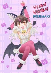  animal_ears armpits arms_up bat_ears bat_girl bat_wings breasts brown_eyes brown_hair brown_long-eared_bat_(kemono_friends) cleavage commentary_request elbow_gloves extra_ears female fingerless_gloves full_body gloves grey_hair highres japari_symbol kemono_friends kemono_friends_v_project large_breasts leotard long_hair looking_at_viewer microphone multicolored_hair pantyhose purple_background shoes simple_background skirt solo streaked_hair tomoegatadouki virtual_youtuber wings 