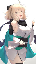  ahoge arm_guards bare_shoulders black_bow blonde_hair bow breasts detached_sleeves fate/grand_order fate_(series) female hairbow half_updo haori highres japanese_clothes kimono koha-ace large_breasts long_sleeves looking_at_viewer obi off_shoulder okita_souji_(fate) okita_souji_(koha-ace) open_mouth sash short_hair short_kimono sleeveless sleeveless_kimono smile solo thighs umi_endu white_kimono wide_sleeves yellow_eyes 