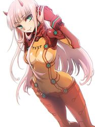  bodysuit breasts color_connection commentary_request cosplay darling_in_the_franxx evangelion:_2.0_you_can_(not)_advance female green_eyes herozu_(xxhrd) horns long_hair looking_at_viewer medium_breasts multicolored_bodysuit multicolored_clothes neon_genesis_evangelion oni oni_horns pilot_suit pink_hair plugsuit rebuild_of_evangelion red_bodysuit red_horns ruffling_hair science_fiction simple_background solo souryuu_asuka_langley souryuu_asuka_langley_(cosplay) standing test_plugsuit two-tone_bodysuit very_long_hair white_background zero_two_(darling_in_the_franxx) 