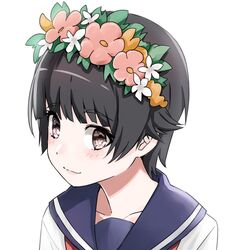  bad_id bad_twitter_id black_hair blue_sailor_collar brown_eyes female flower hair_flower hair_ornament head_wreath nez_n sailor_collar sakugawa_school_uniform school_uniform serafuku short_hair simple_background smile solo summer_uniform toaru_kagaku_no_railgun toaru_majutsu_no_index uiharu_kazari upper_body white_background 