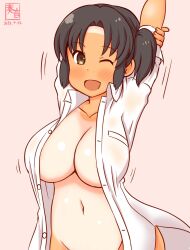  alternate_costume arm_up artist_logo black_hair breasts brown_eyes cleavage collarbone collared_shirt commentary_request cowboy_shot dated dress_shirt female gradient_background kanon_(kurogane_knights) kantai_collection large_breasts logo nagara_(kancolle) no_panties one-hour_drawing_challenge one-piece_tan one_eye_closed one_side_up open_clothes open_shirt out-of-frame_censoring pink_background shirt short_hair smile solo stretching tan tanlines white_shirt 