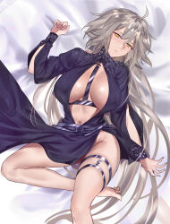  ahoge barefoot black_dress blush breasts center_opening cleavage das_(dan_dan) dress earrings fate/grand_order fate_(series) female grey_hair highres jeanne_d&#039;arc_alter_(avenger)_(fate) jeanne_d&#039;arc_alter_(fate) jewelry large_breasts long_hair long_sleeves lying on_back solo thigh_strap thighs very_long_hair yellow_eyes 