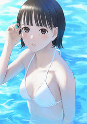  bikini black_hair blush breasts brown_eyes collarbone english_commentary female highres long_hair looking_at_viewer medium_breasts original papi_(papiron100) parted_lips partially_submerged short_hair solo standing sunlight swimsuit upper_body water white_bikini 