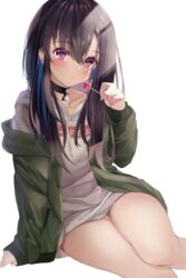  absurdres black_hair blush candy choker female food green_jacket hair_between_eyes highres ichinose_uruha ichinose_uruha_(2nd_costume) jacket lollipop long_hair long_sleeves looking_at_viewer lupinus_virtual_games open_clothes open_jacket purple_eyes sitting solo thighs toratora_(nanahaba) virtual_youtuber vspo! 