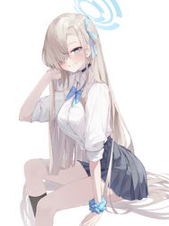  asuna_(blue_archive) black_choker black_skirt black_socks blue_archive blue_bow blue_bowtie blue_eyes blue_ribbon blush bow bowtie breasts choker collared_shirt commentary dress_shirt feet_out_of_frame female grin hair_over_one_eye hair_ribbon halo hand_in_own_hair hand_up highres kneehighs large_breasts light_brown_hair long_hair looking_at_viewer pleated_skirt ribbon school_uniform scrunchie shirt short_sleeves simple_background sitting skirt sleeves_rolled_up smile socks solo soya_(torga) very_long_hair white_background white_shirt wrist_scrunchie 