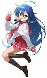  izumi_konata lucky_star mossi seifuku skirt_lift 