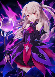  absurdres black_skirt black_sleeves black_thighhighs commentary_request detached_sleeves fate/kaleid_liner_prisma_illya fate_(series) female floating_hair grey_hair highres illyasviel_von_einzbern layered_skirt long_hair long_sleeves looking_at_viewer magical_ruby miniskirt photoshop_(medium) pleated_skirt prisma_illya red_eyes skirt slime_(user_jpds8754) solo standing testament_(fate) thighhighs very_long_hair zettai_ryouiki 