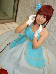  cosplay dress flower gloves gown hair_flower hair_ornament hino_kahoko instrument kiniro_no_corda moeka moeka_(cosplayer) photo red_hair red_hair violin 