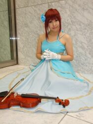  cosplay dress flower gloves gown hair_flower hair_ornament hino_kahoko instrument kiniro_no_corda moeka moeka_(cosplayer) photo red_hair red_hair violin 