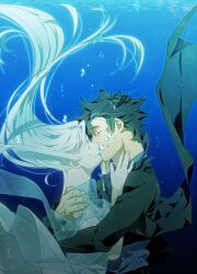  1boy bad_id bad_pixiv_id black_hair couple dress emiya_kiritsugu fate/zero fate_(series) female hug husband_and_wife irisviel_von_einzbern irisviel_von_einzbern_(angel&#039;s_song) kimidake kissing long_hair manly straight underwater white_hair 