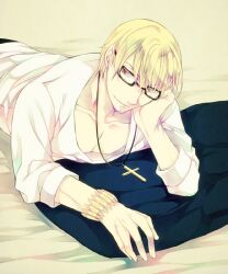  1boy bespectacled bracelet commentary_request cross cross_necklace fate/zero fate_(series) gilgamesh_(fate) glasses jewelry male_focus necklace nishi_juuji red_eyes short_hair solo 