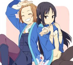  2girls akiyama_mio black_hair brown_hair commentary_request hairband hime_cut izumi_(ko8) k-on! long_hair multiple_girls pantyhose short_hair smile tainaka_ritsu 