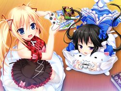  black_hair blonde_hair blue_eyes console game_cg lolita_fashion luna_lia makita_maki mecha-con! purple_eyes sawatari_saki twintails yatake_tsubaki 