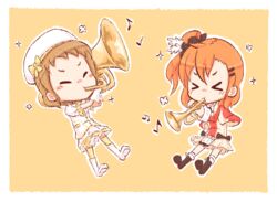  &gt;_&lt; 2girls animated animated blush chibi closed_eyes friedbun full_body instrument kira_tsubasa kosaka_honoka love_live! love_live!_school_idol_project multiple_girls music musical_note playing_instrument private_wars simple_background sore_wa_bokutachi_no_kiseki sparkle trumpet tuba uniform wince yellow_background 