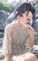  1boy black_hair blush collarbone commentary_request day hair_intakes houjou_tokiyuki_(nige_jouzu_no_wakagimi) long_hair long_sleeves looking_at_viewer nige_jouzu_no_wakagimi otoko_no_ko outdoors parted_lips pointy_ears purple_eyes shirt sitting solo wet wet_clothes white_shirt yahako 