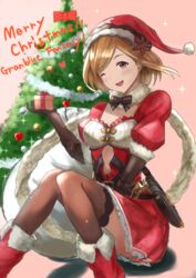  ;d aqua_(popogori) between_legs boots bow bowtie box brown_eyes brown_gloves brown_hair brown_thighhighs christmas christmas_tree clothing_cutout commentary_request copyright_name djeeta_(granblue_fantasy) female frilled_skirt frills fur-trimmed_boots fur-trimmed_headwear fur-trimmed_sleeves fur_trim gift gift_box gloves granblue_fantasy hand_between_legs hat holding holding_box looking_at_viewer merry_christmas miniskirt navel_cutout one_eye_closed open_mouth pink_background red_footwear red_hat red_skirt santa_hat short_hair short_sleeves sitting skirt smile solo sparkle striped_bow striped_bowtie striped_clothes thighhighs 